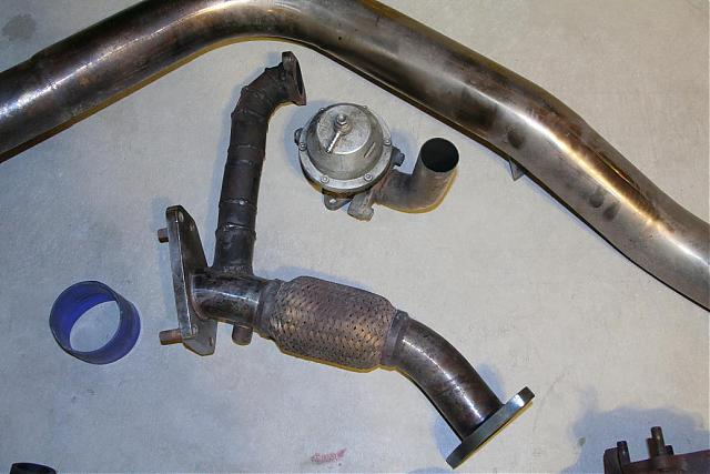 Click image for larger version

Name:	up pipe and wastegate0043.JPG
Views:	451
Size:	108.1 KB
ID:	3702